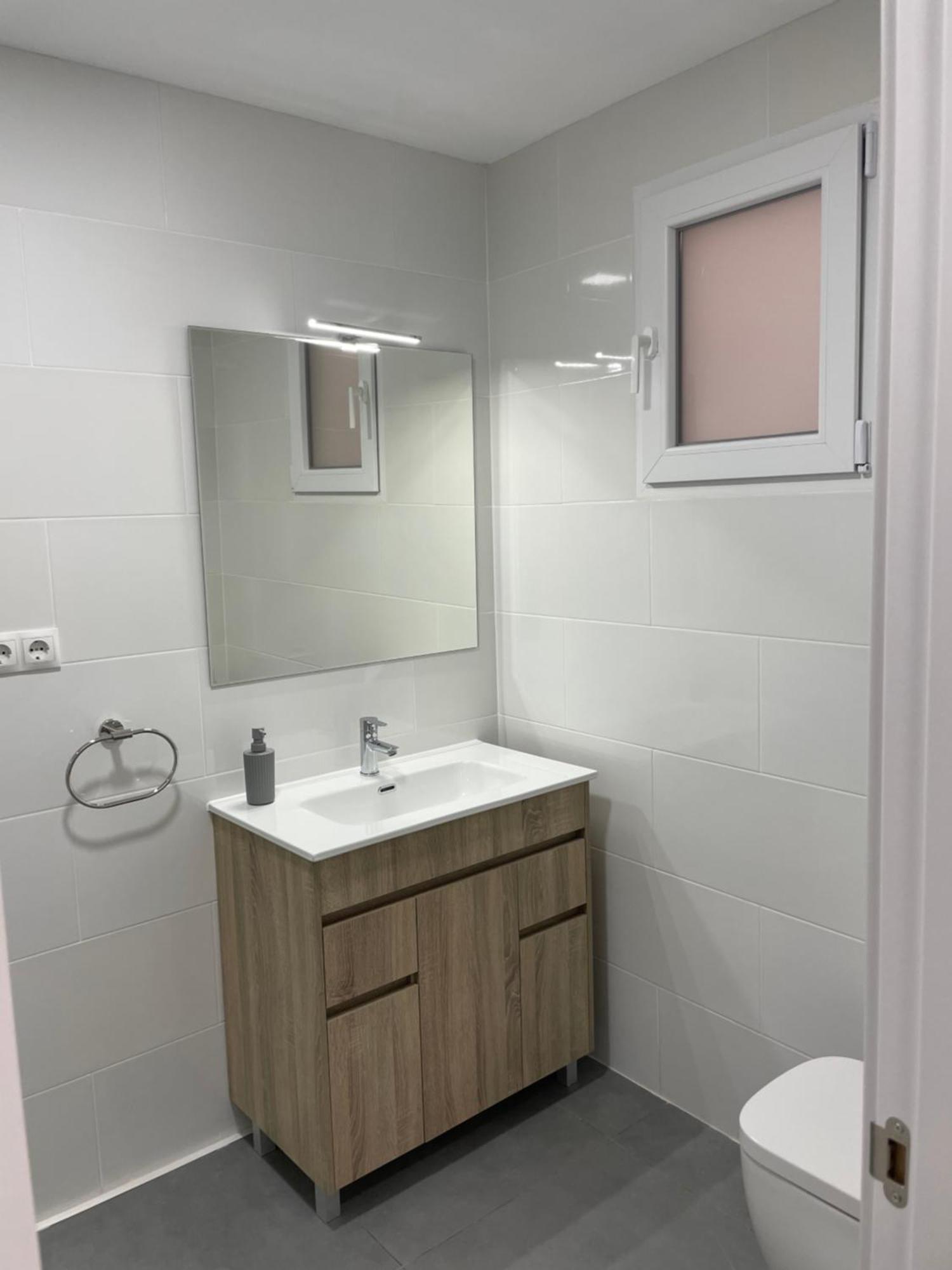 Apartamentos Tarradellas Sants Estacio バルセロナ エクステリア 写真
