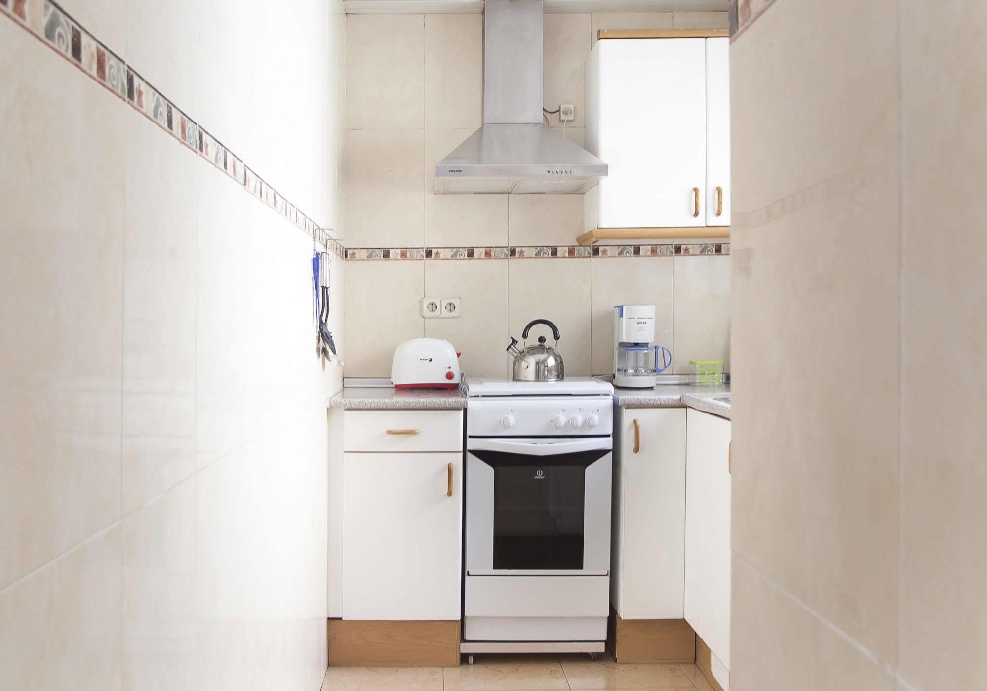 Apartamentos Tarradellas Sants Estacio バルセロナ エクステリア 写真