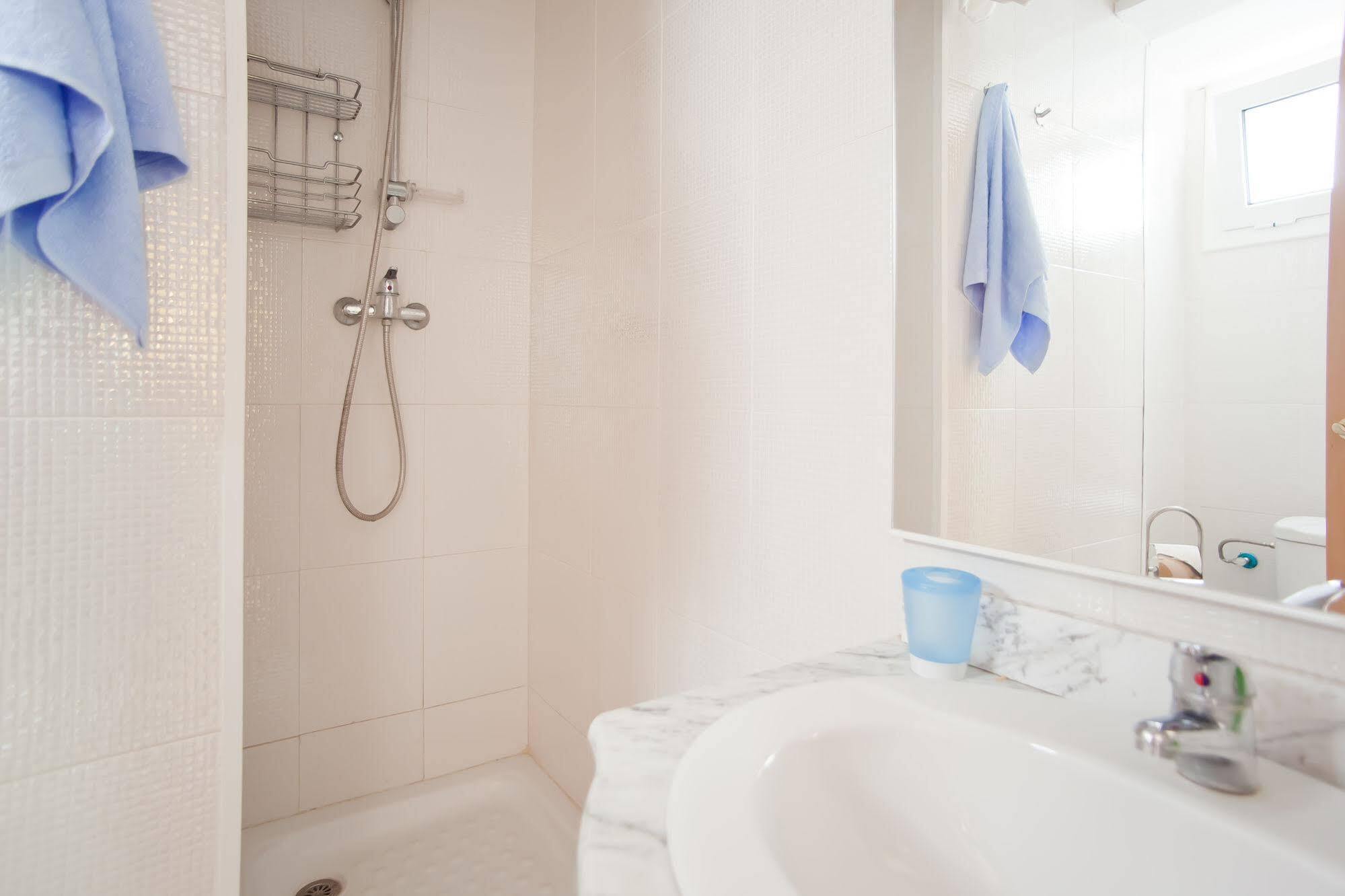 Apartamentos Tarradellas Sants Estacio バルセロナ エクステリア 写真